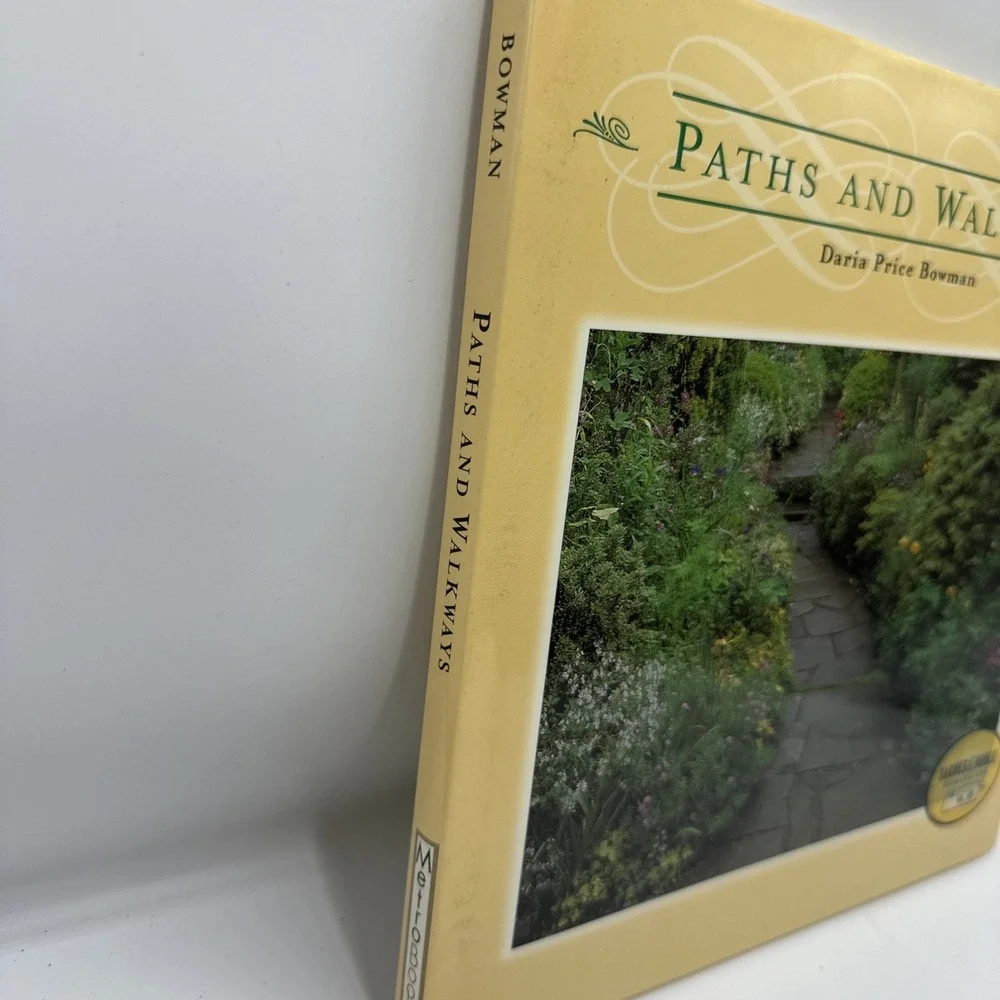 Paths and Walkways Hardcover Daria Price‎ Bowman
